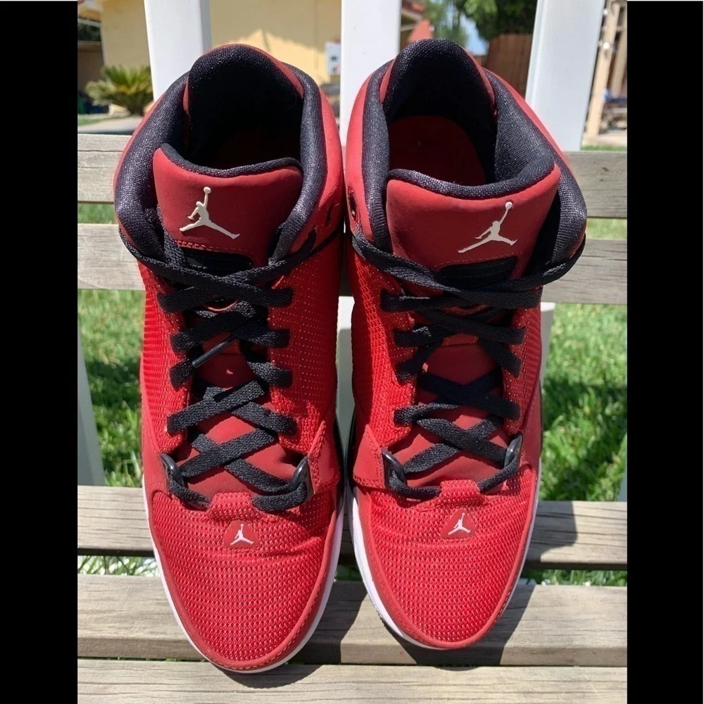 Men’s Jordan 2012‎ “As You Go” Gym Red sneakers